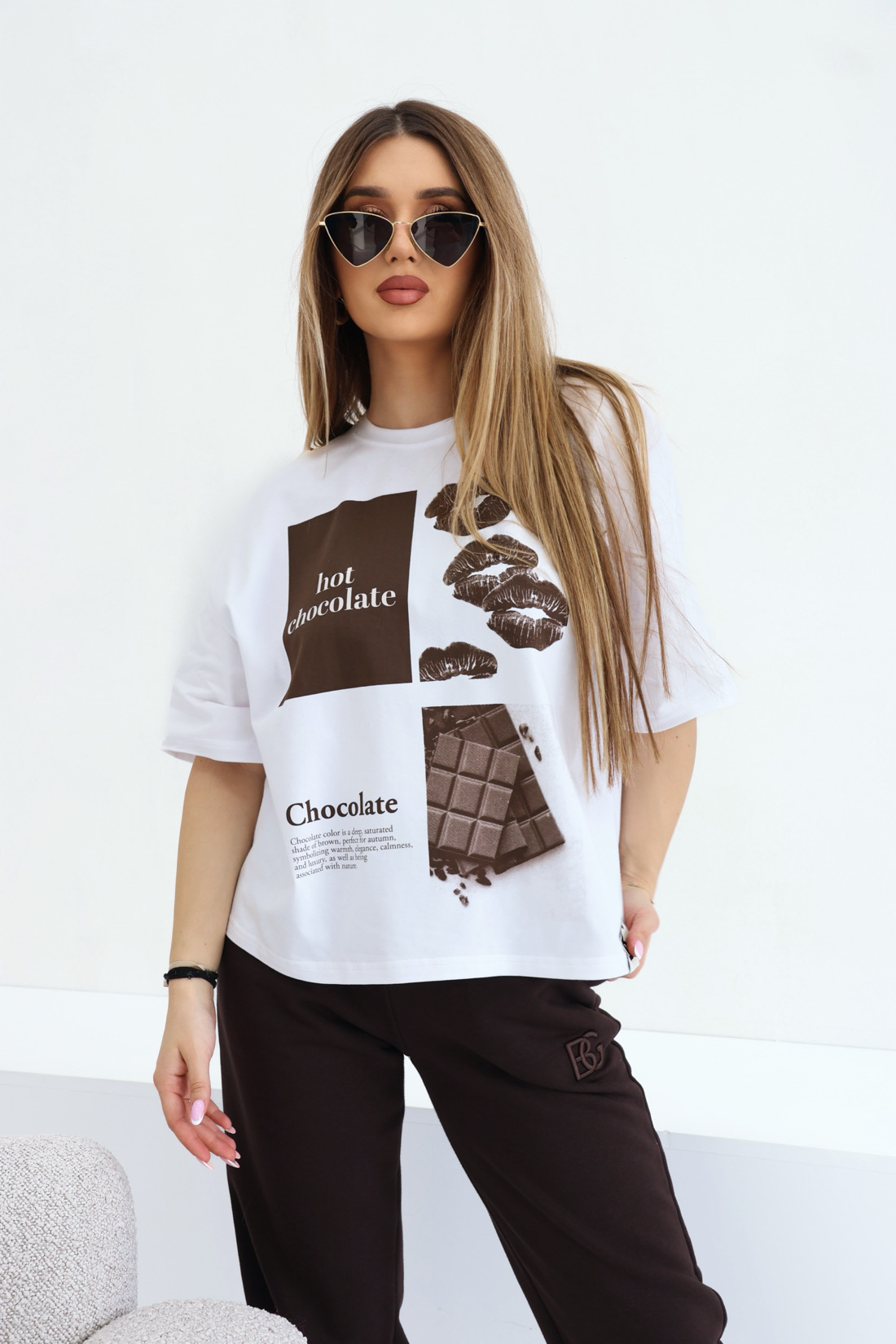 T-SHIRT DAMSKI BG CHOCO | BIAŁY