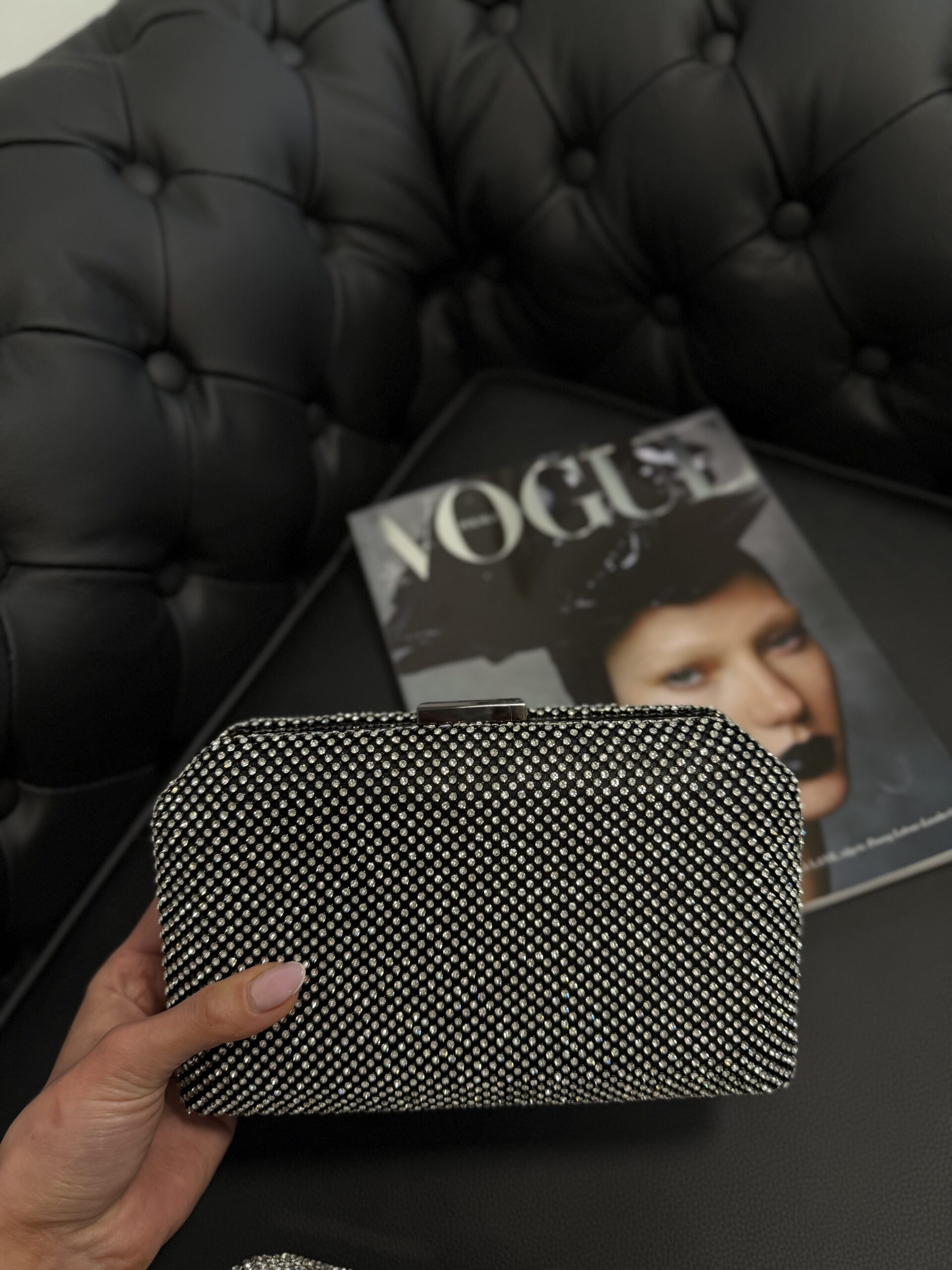 TOREBKA CEKINOWA CZARNO-SREBRNA