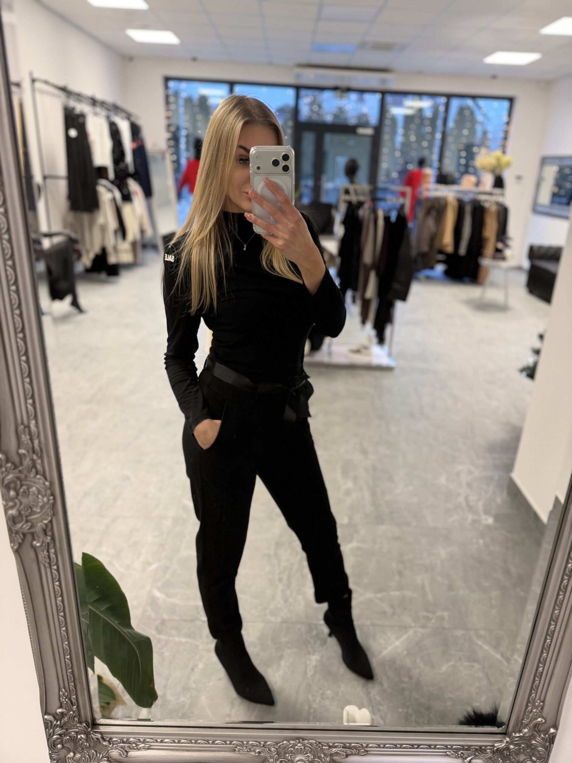 SPODNIE ELEGANCE Z KOKARDKĄ